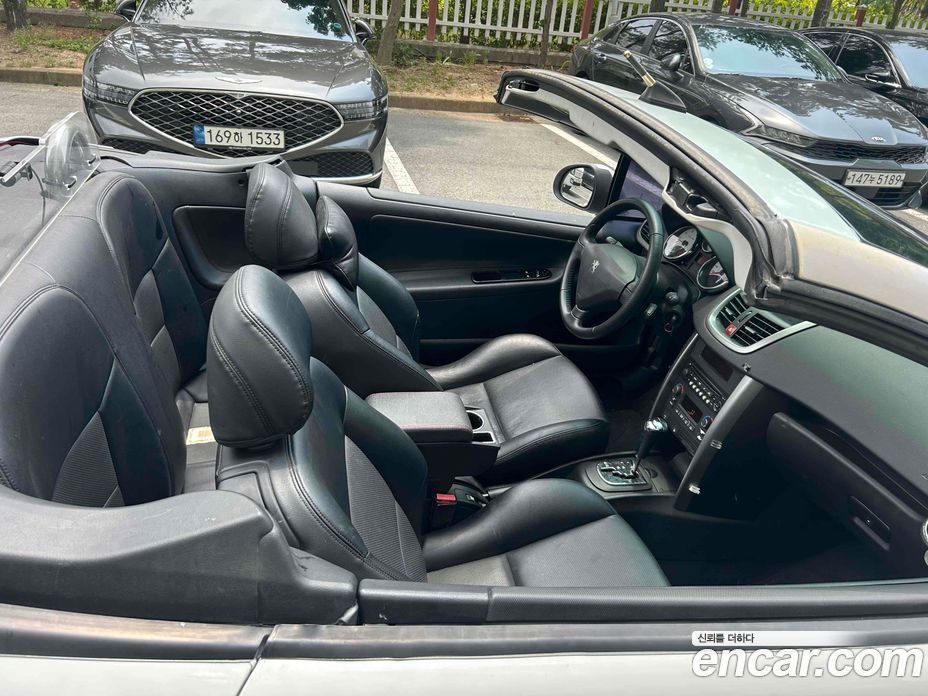 Peugeot 207CC фото 8