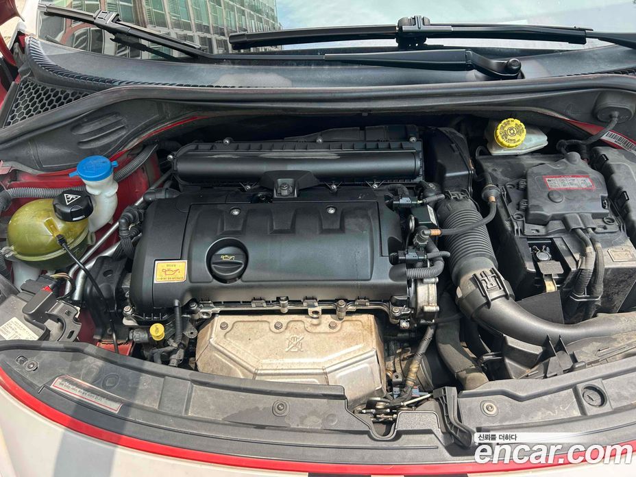 Peugeot 207CC фото 11