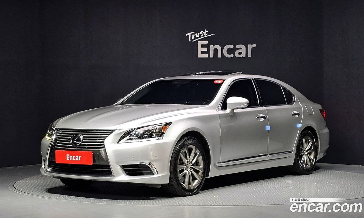 Lexus LS460