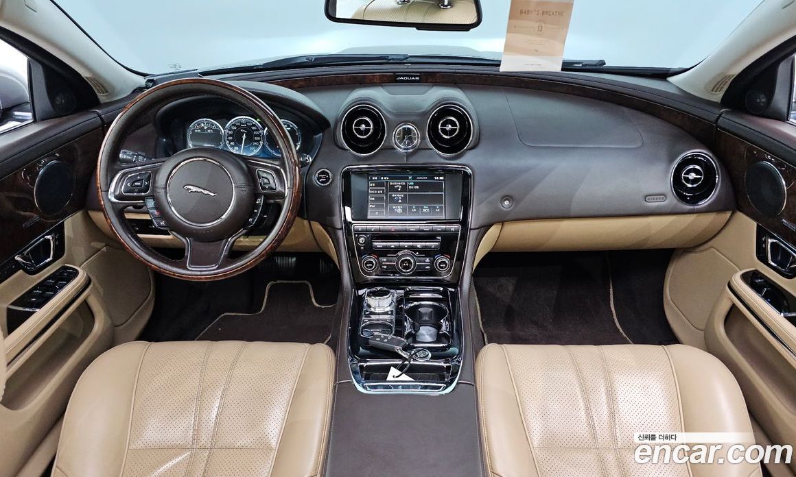 Jaguar XJ Restyling фото 7
