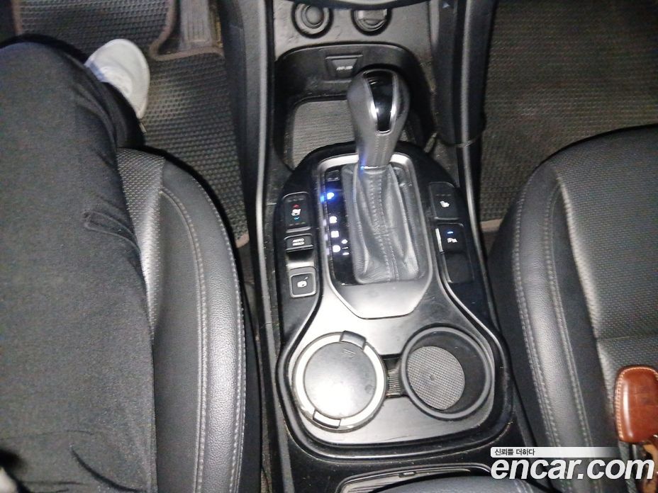 Hyundai Santa Fe (DM) фото 14