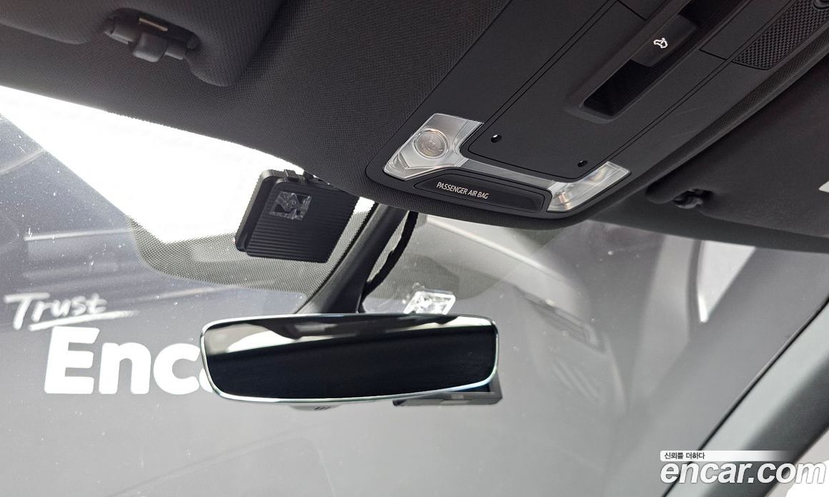 Audi Q3 (F3) фото 17