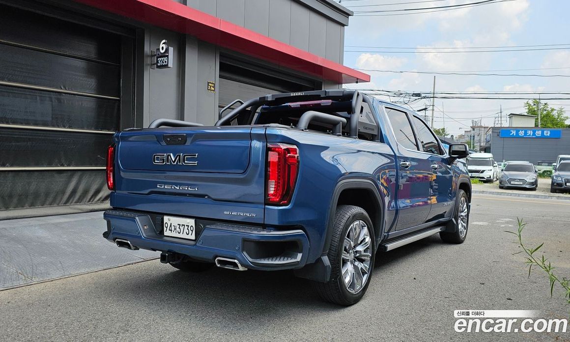 GMC Sierra фото 2