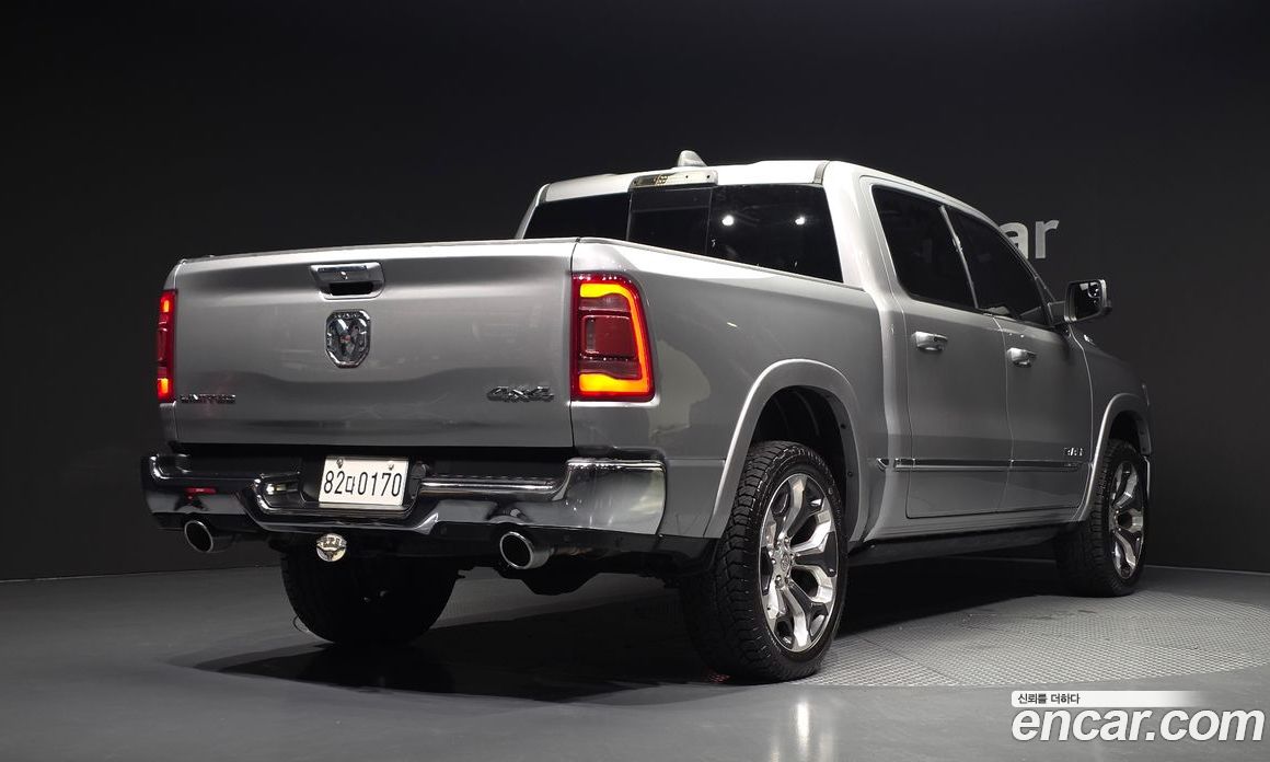Dodge Ram Pickup фото 2