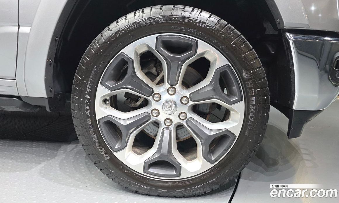 Dodge Ram Pickup фото 5