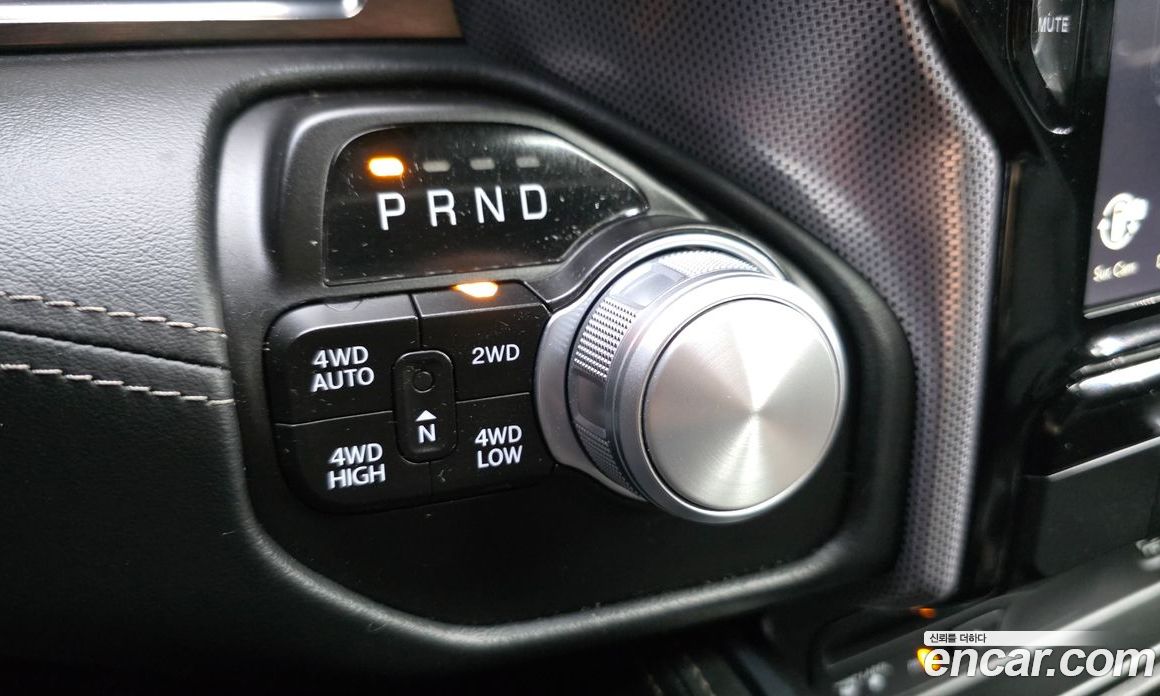 Dodge Ram Pickup фото 9