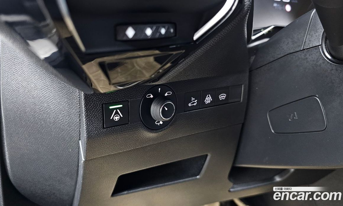 Citroen / DS DS7 Crossback фото 18