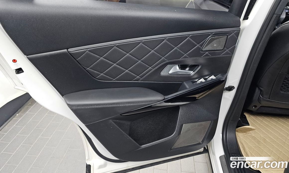 Citroen / DS DS7 Crossback фото 25