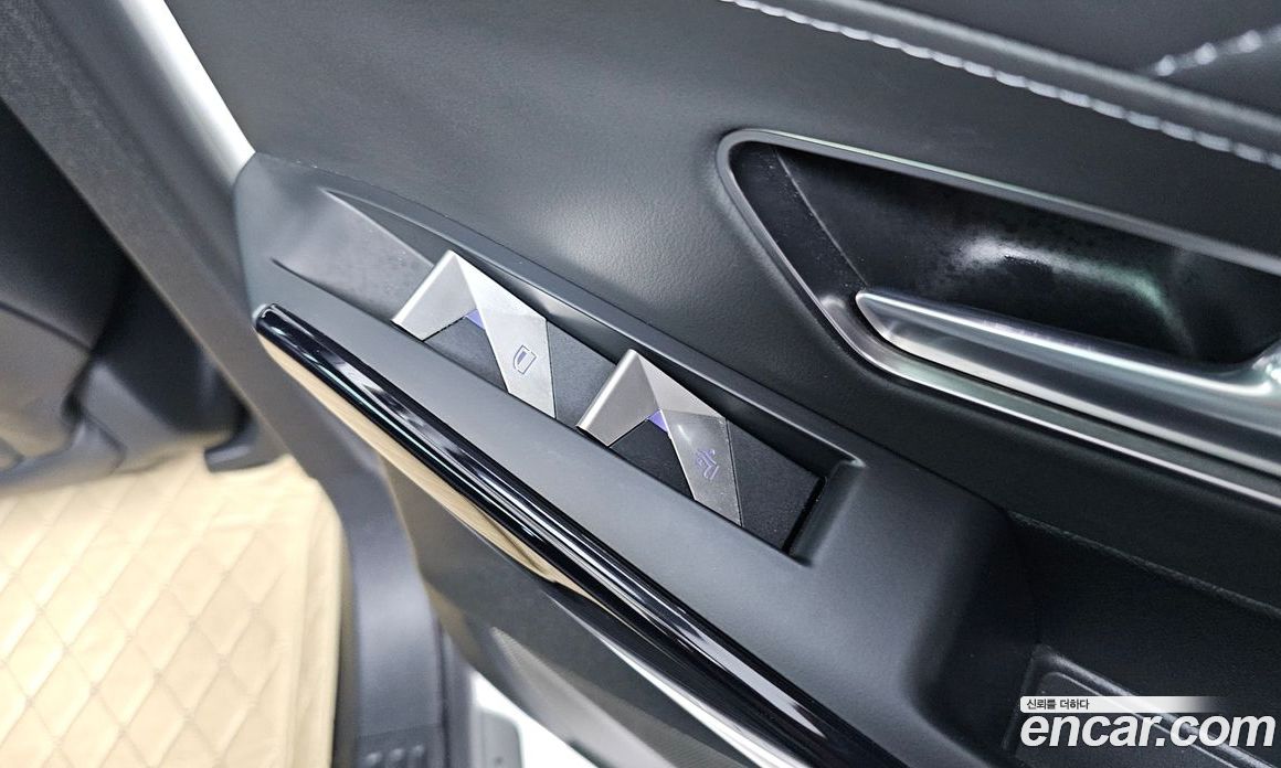 Citroen / DS DS7 Crossback фото 35