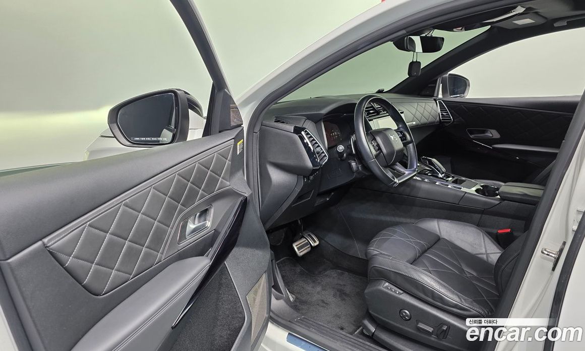 Citroen / DS DS7 Crossback фото 9