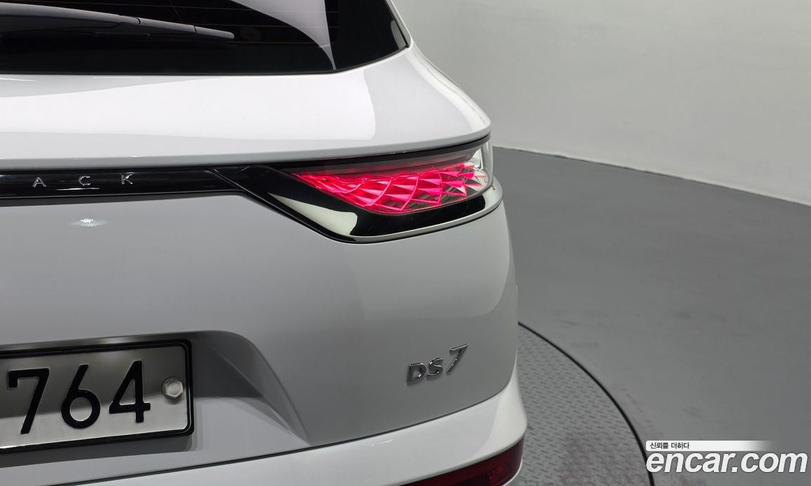 Citroen / DS DS7 Crossback фото 23