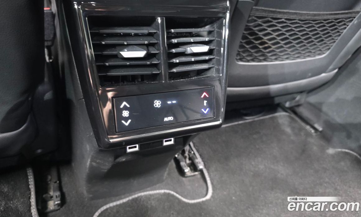 Citroen / DS DS7 Crossback фото 30