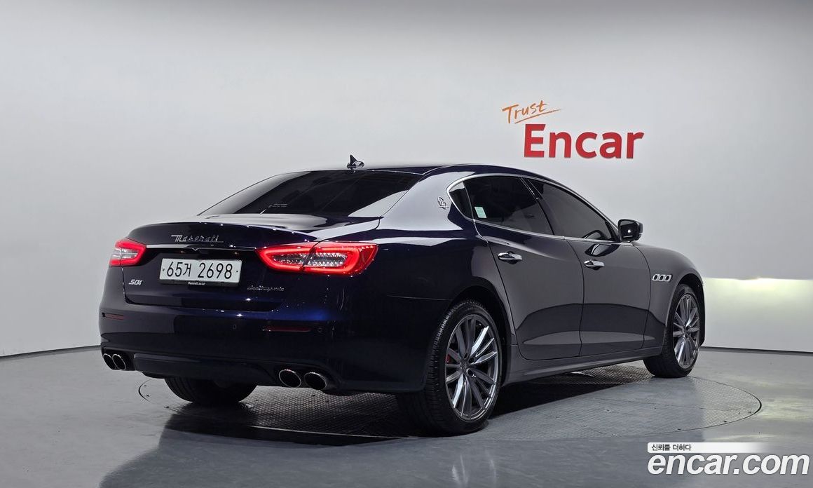 Maserati Quattroporte фото 2