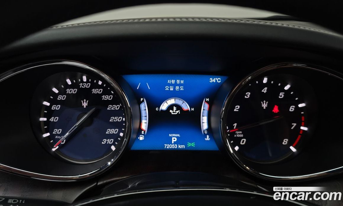 Maserati Quattroporte фото 8