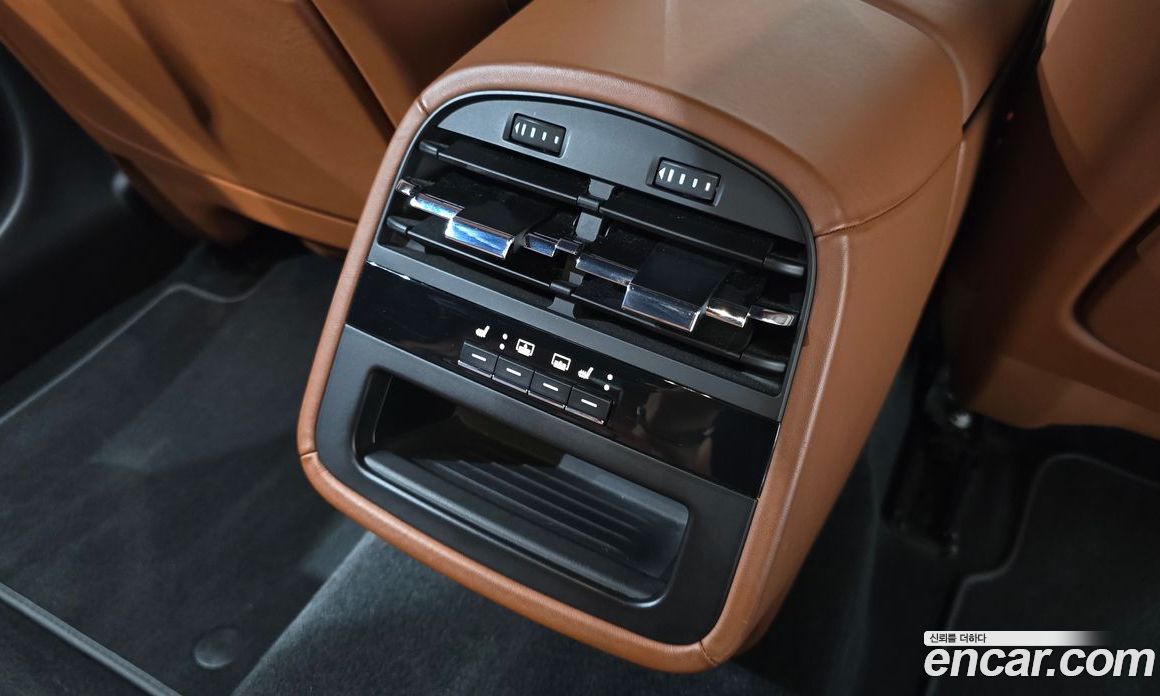Maserati Quattroporte фото 18
