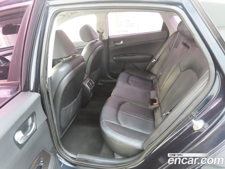 Kia K5 2nd Gen фото 7