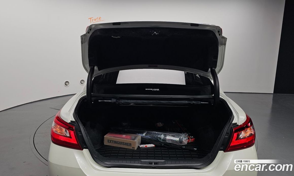 Nissan Altima (L33) 5th Gen фото 20
