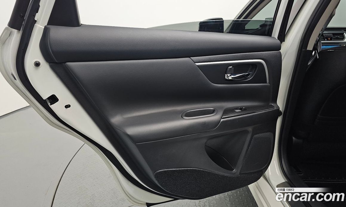 Nissan Altima (L33) 5th Gen фото 26