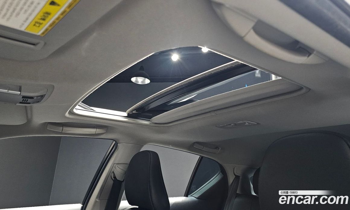 Lexus CT200h фото 19