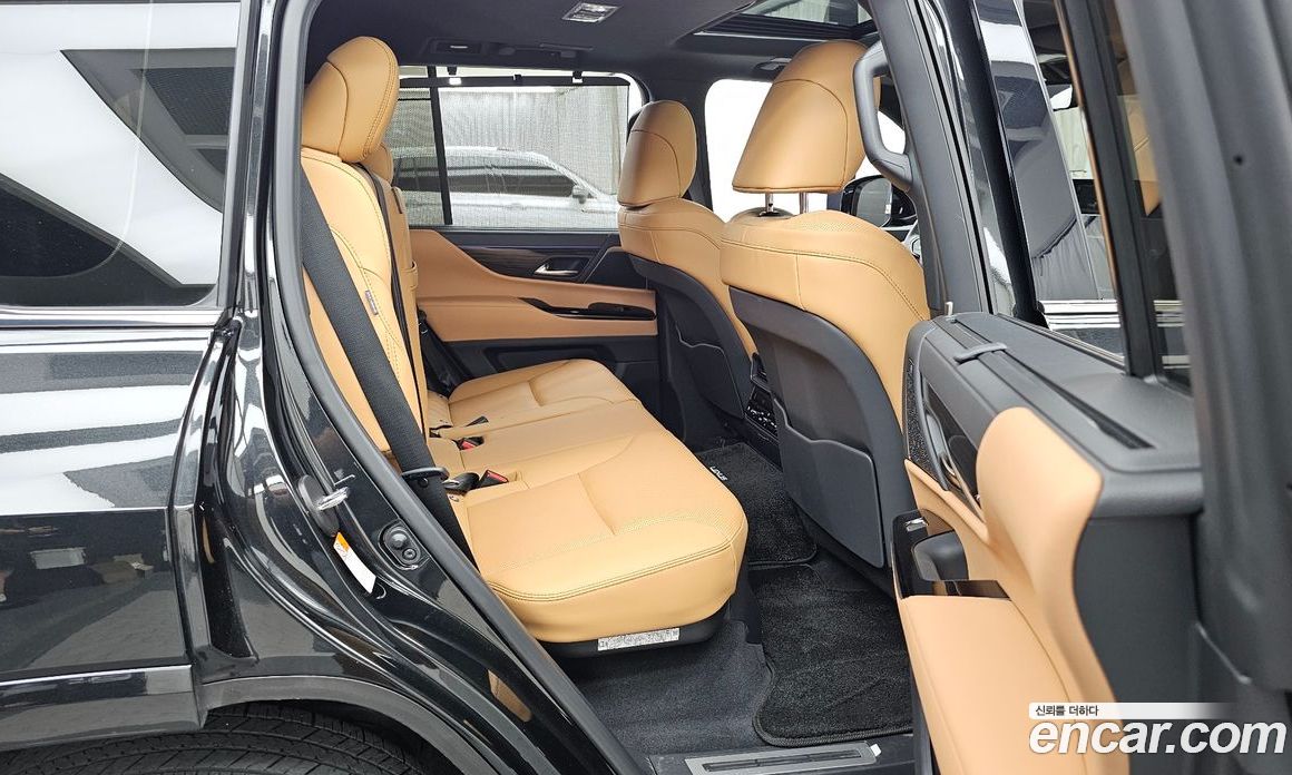 Lexus LX 4th Gen фото 12
