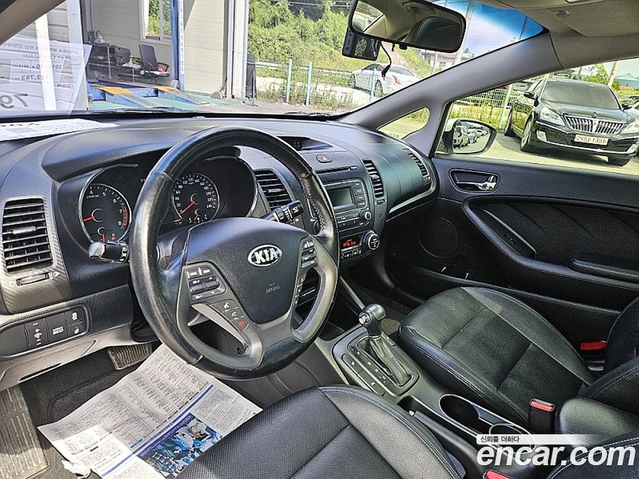Kia K3 1st Gen фото 10