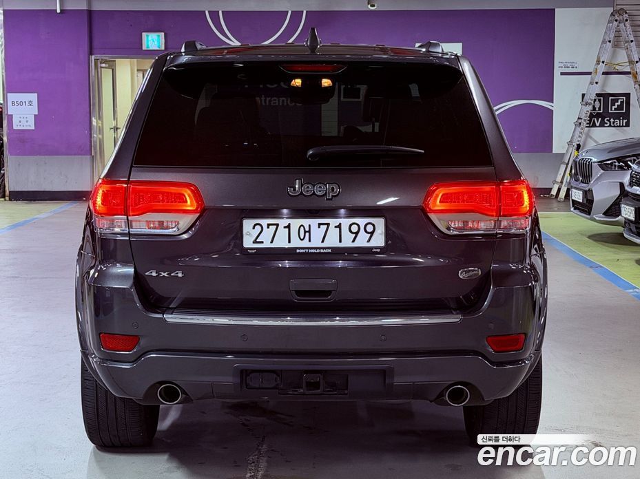 Jeep Grand Cherokee (WK) фото 4