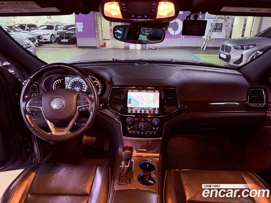 Jeep Grand Cherokee (WK) фото 7