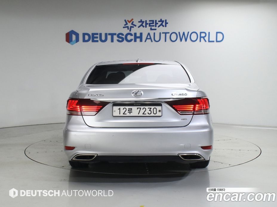 Lexus LS460 фото 4