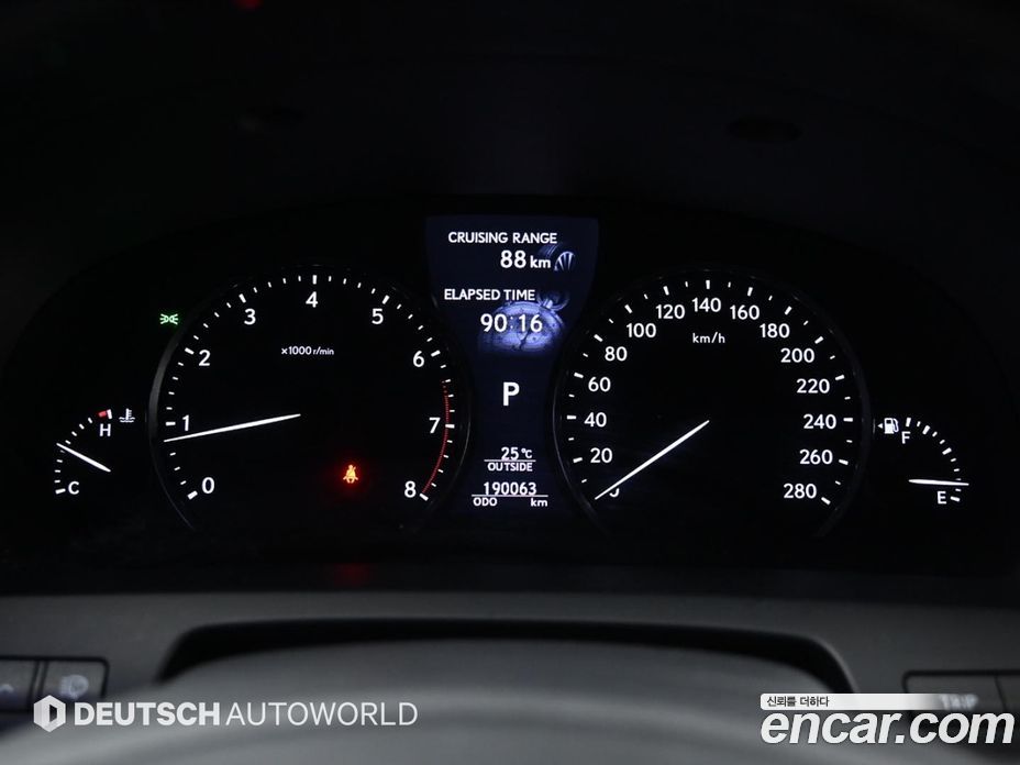 Lexus LS460 фото 8