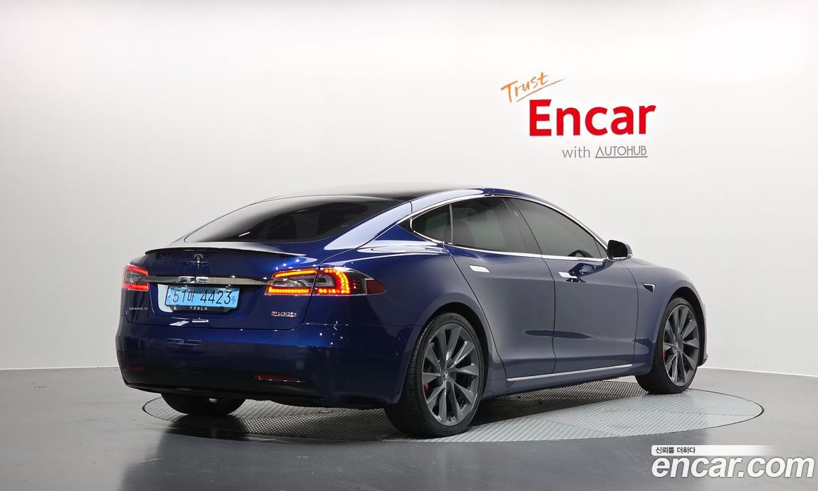 Tesla Model S