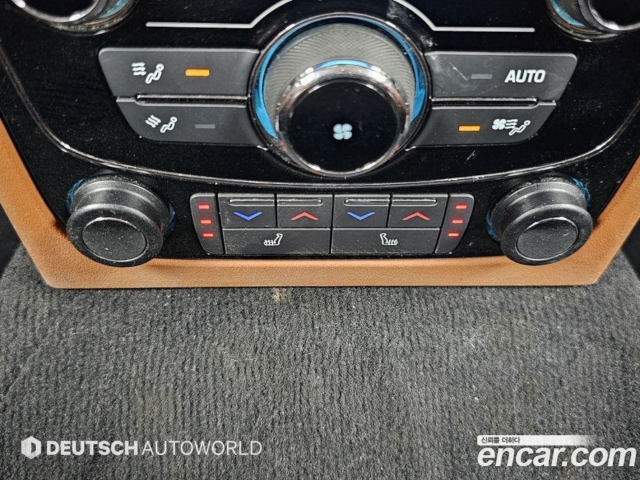 Jaguar XF (X260) фото 16