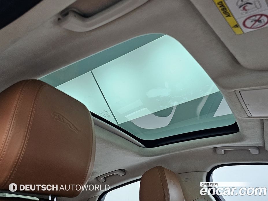 Jaguar XF (X260) фото 18