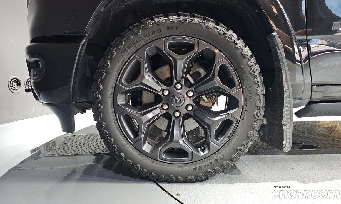 Dodge Ram Pickup фото 5