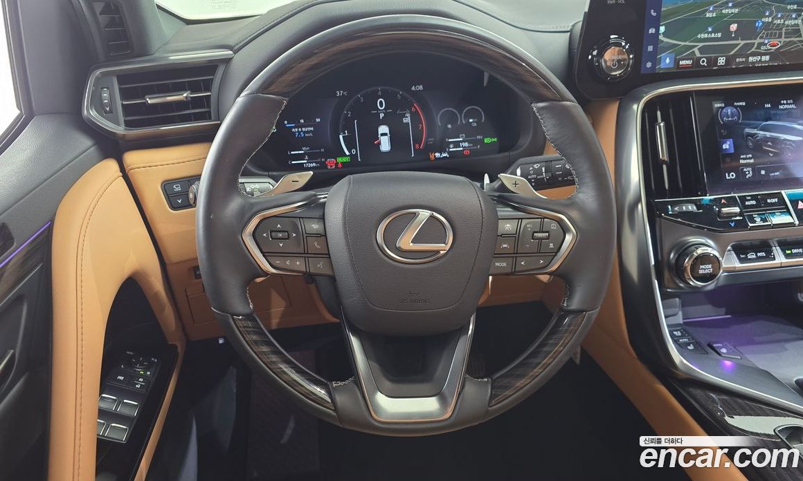 Lexus LX 4th Gen фото 13