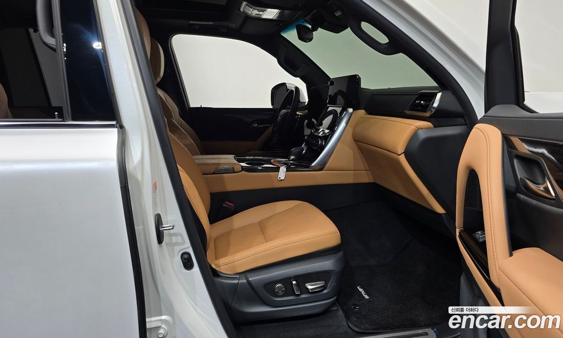 Lexus LX 4th Gen фото 26