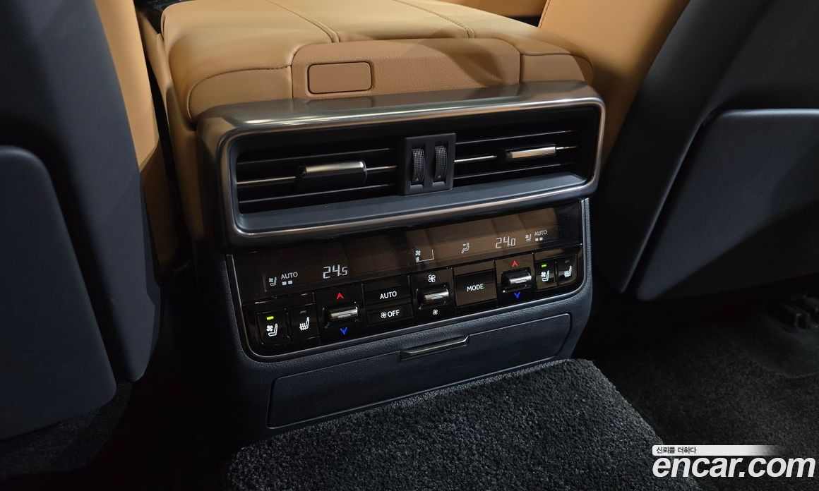 Lexus LX 4th Gen фото 29