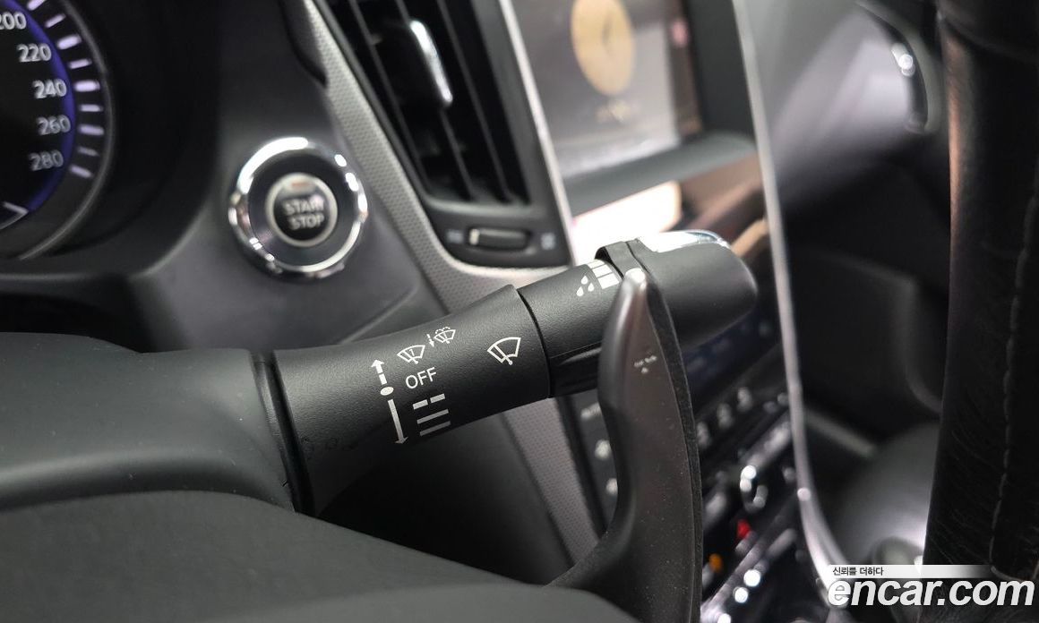 Infiniti Q50 фото 19