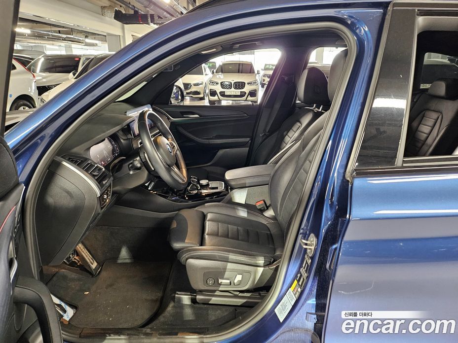 BMW X3 (G01) фото 12