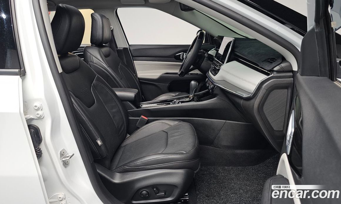 Jeep Compass 2nd Gen фото 11