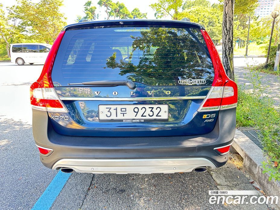 Volvo XC70 фото 4