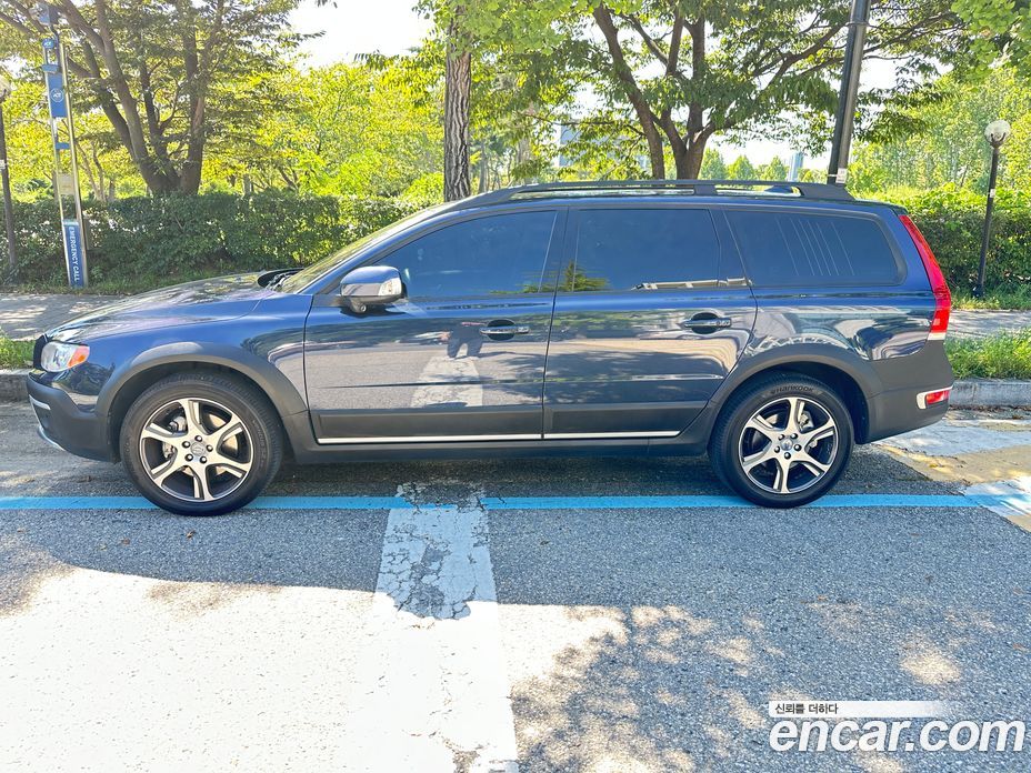 Volvo XC70 фото 5