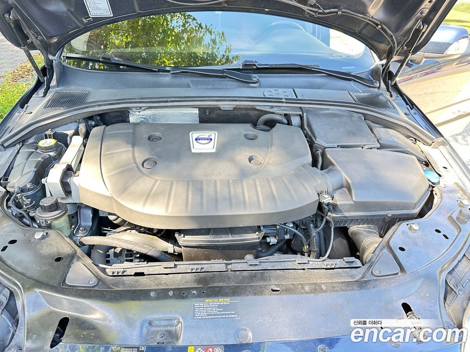 Volvo XC70 фото 6