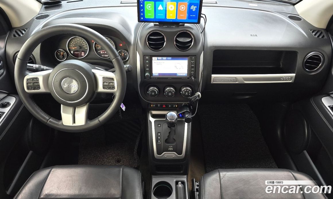 Jeep Compass фото 7