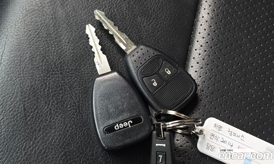Jeep Compass фото 18