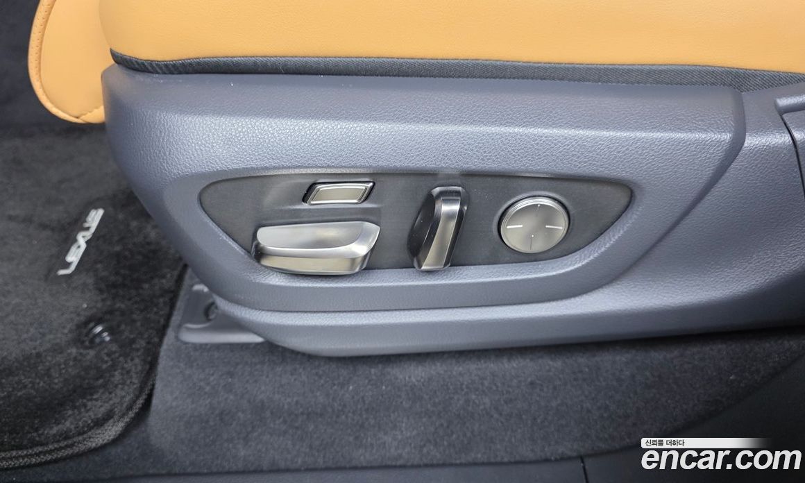 Lexus LX 4th Gen фото 31