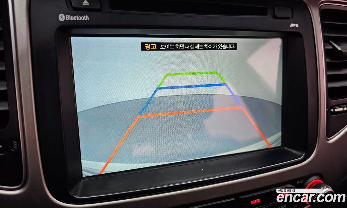 Kia Carens 3rd Gen фото 15