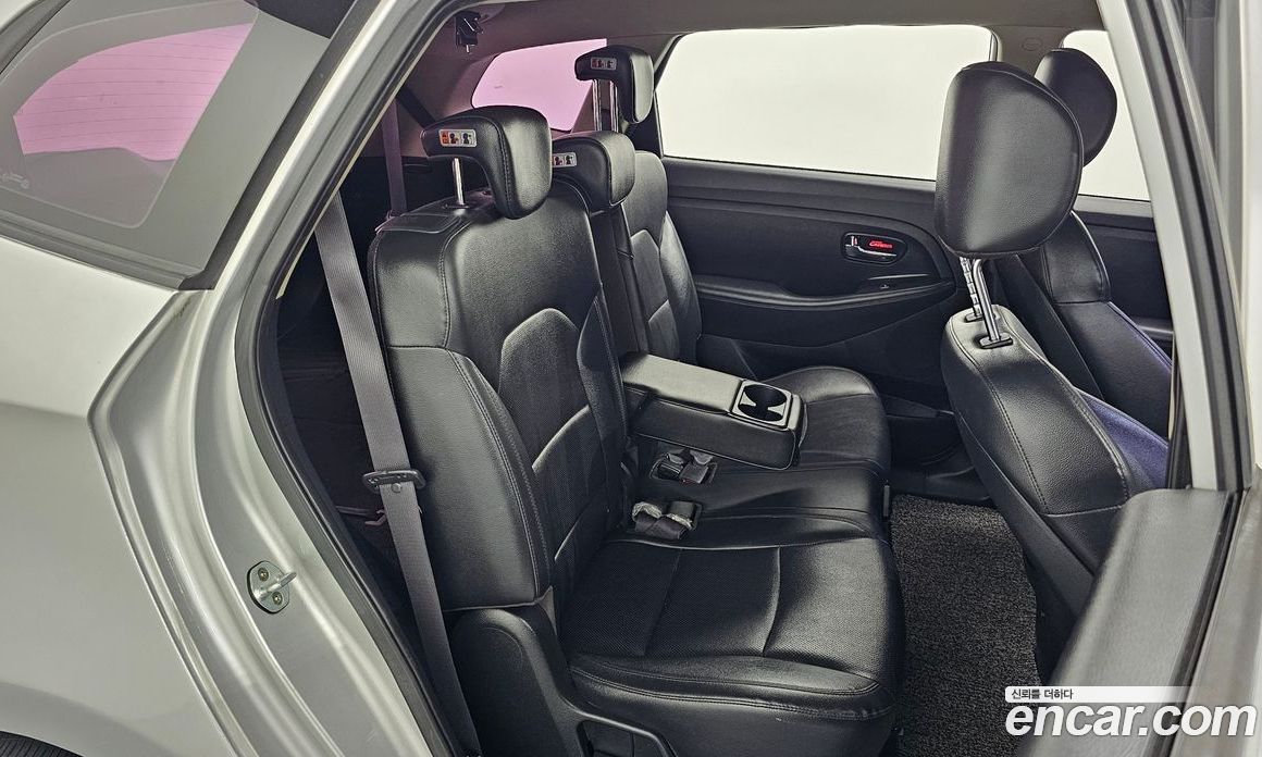 Kia Carens 3rd Gen фото 26