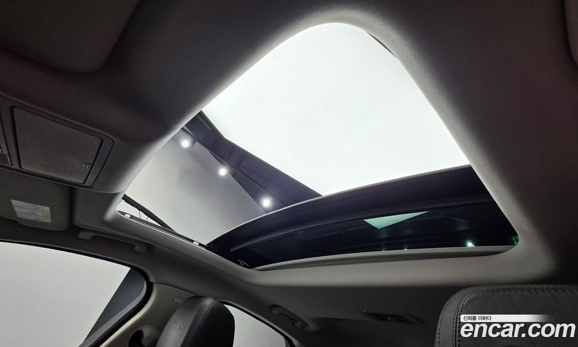 Jaguar XF (X260) фото 18