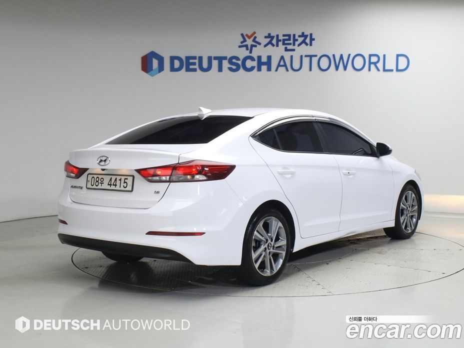 Hyundai Avante (AD) 6th Gen фото 2