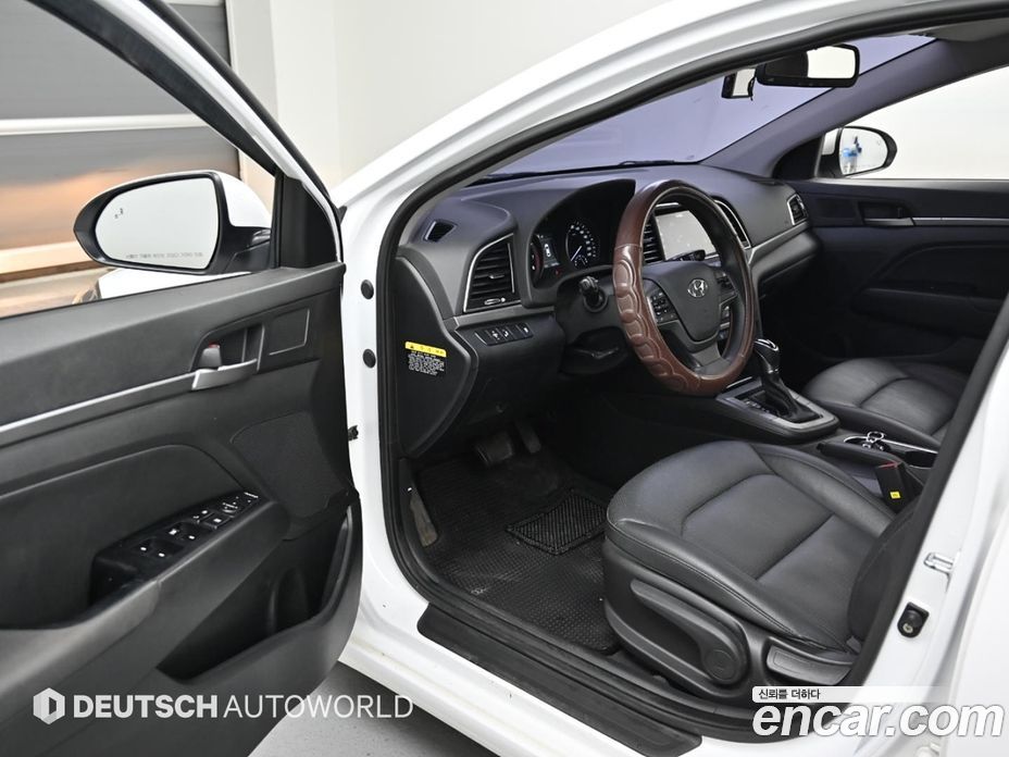 Hyundai Avante (AD) 6th Gen фото 11